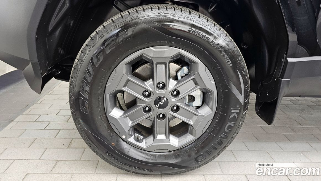 Kia Tasman 2.5T Gasoline 2WD, 2026