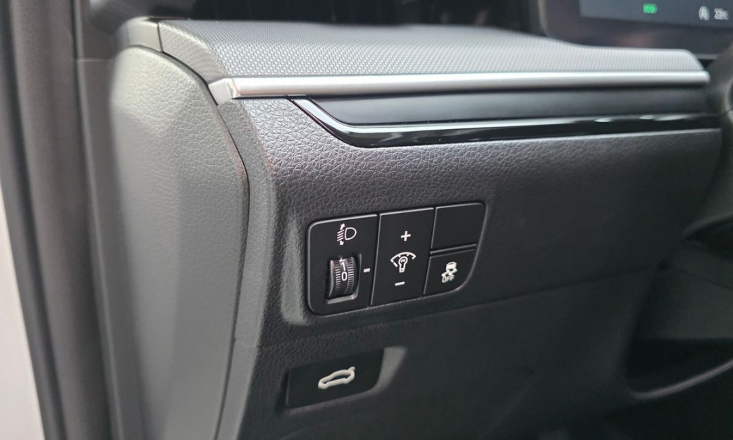 Kia K5 2.0, 2025