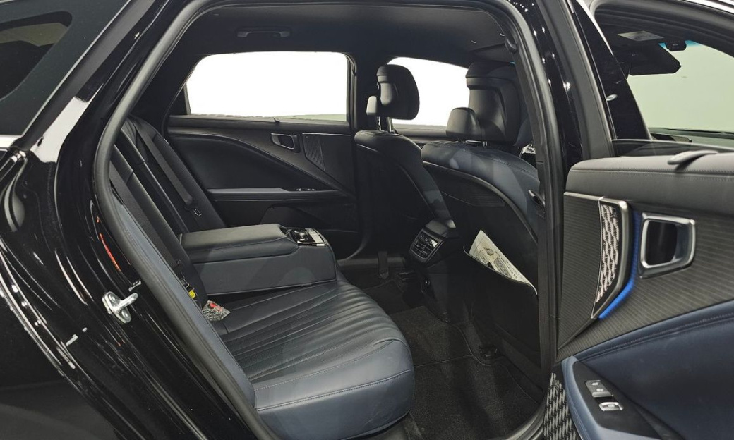 Kia K8 2.5 Gasoline 2WD, 2025
