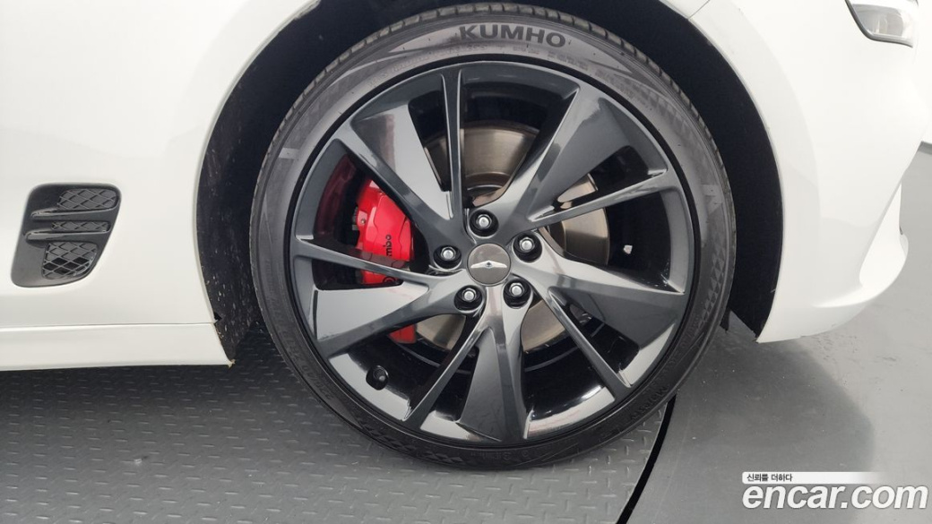 Genesis G70 Gasoline 2.0T 4WD, 2021