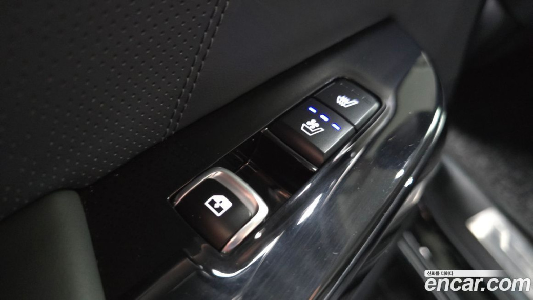 Kia Mohave Diesel 3.0 4WD 6-Seater, 2022