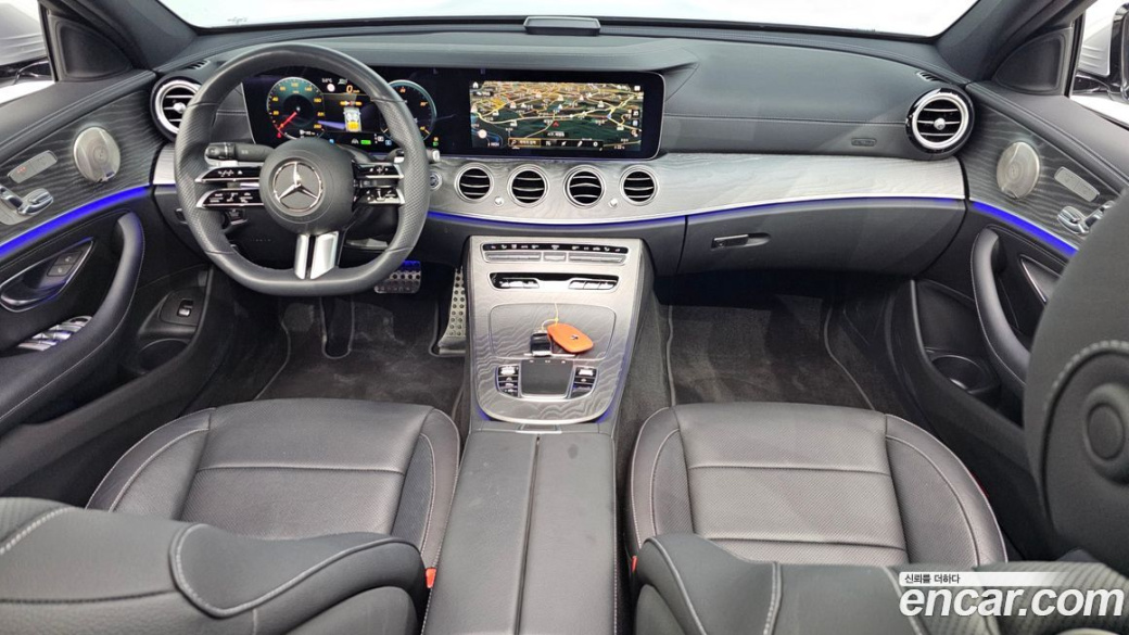 Mercedes-Benz E-Class E350 4MATIC AMG Line, 2022