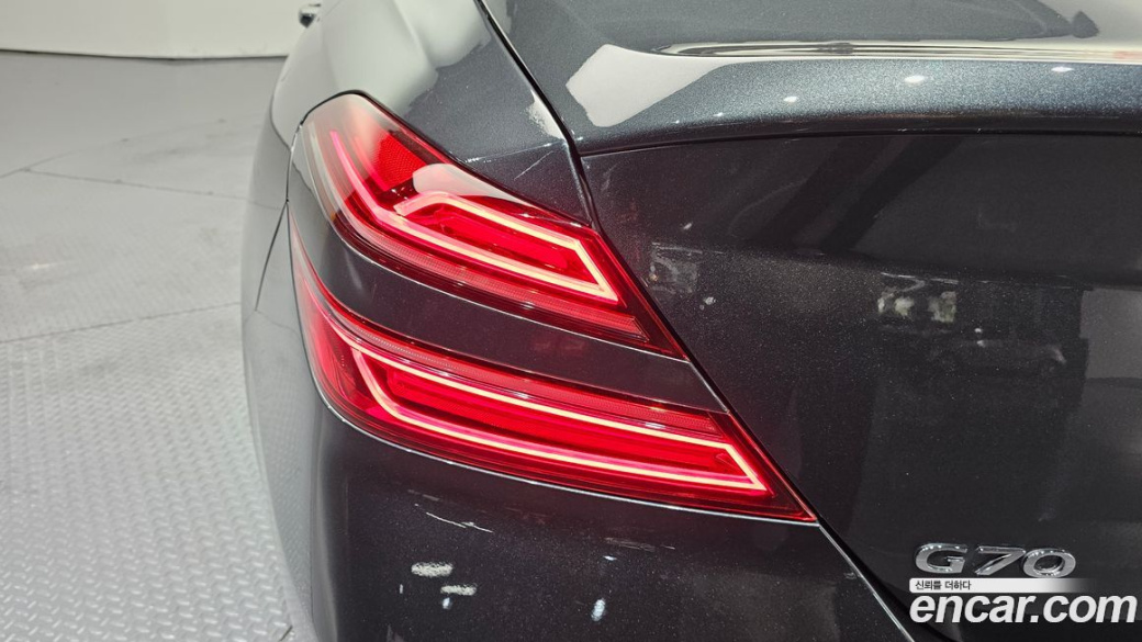Genesis G70 Gasoline 2.0T 4WD, 2021