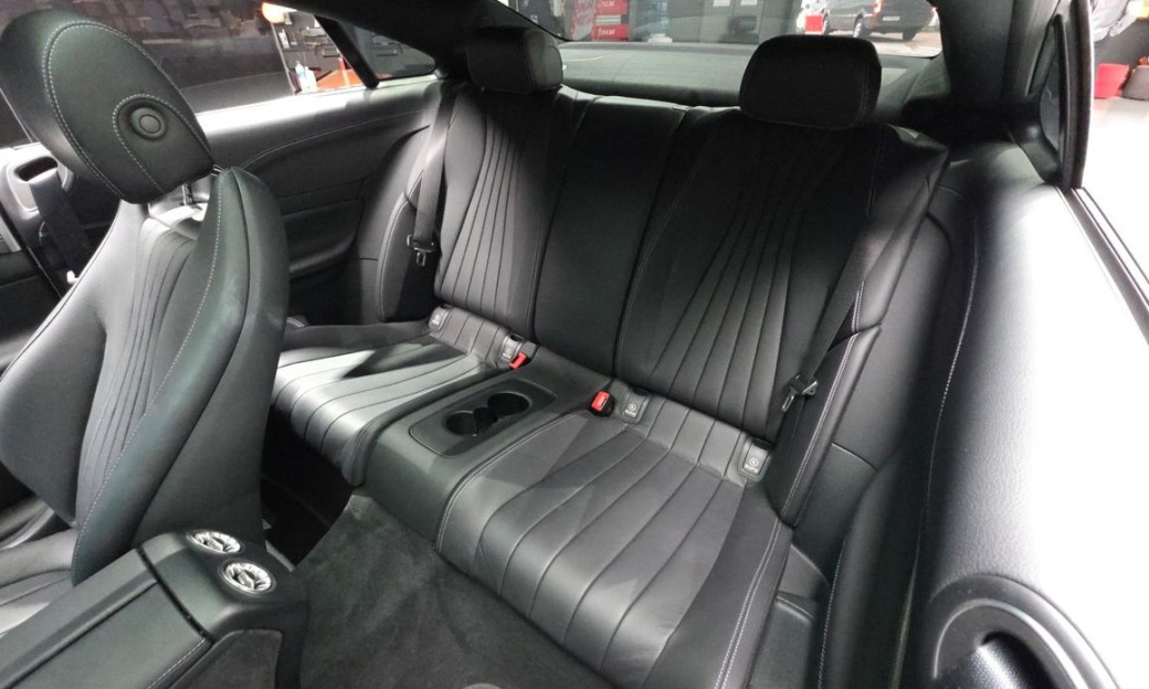 Mercedes-Benz E-Class E300d 4MATIC Coupe, 2022