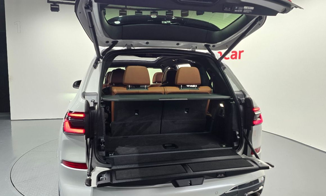 BMW X7 xDrive 40i M Sport 6STR, 2025