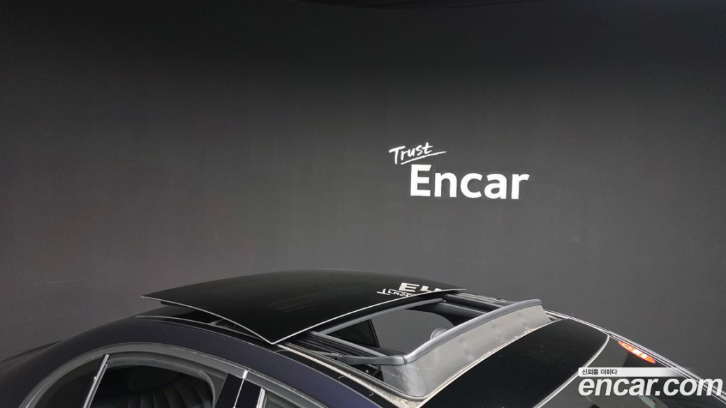 Mercedes-Benz E-Class E300 4MATIC Exclusive, 2024