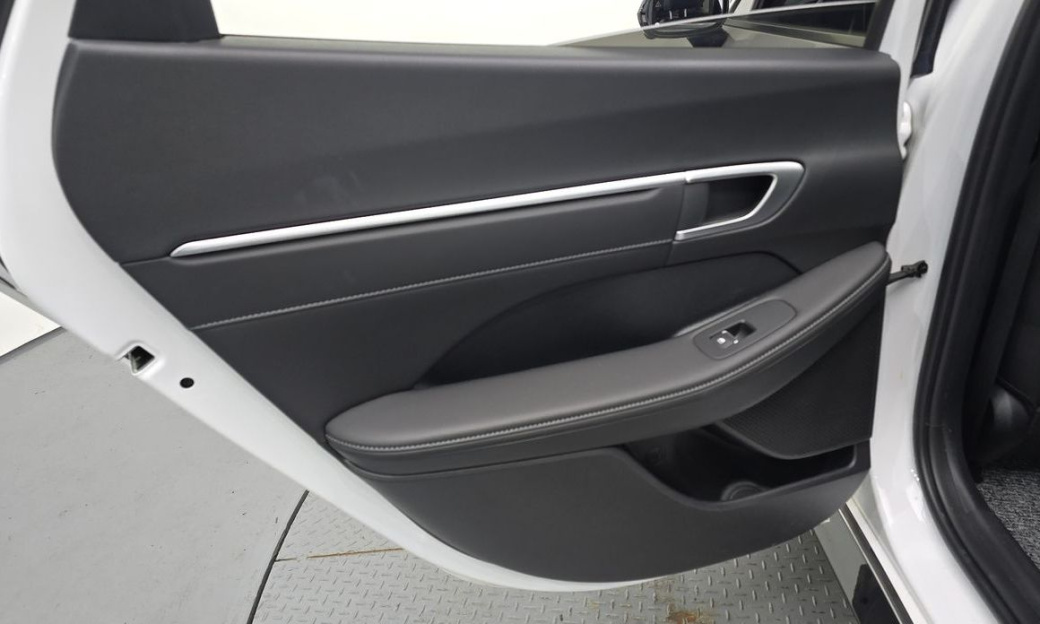 Hyundai Sonata 2.0, 2024
