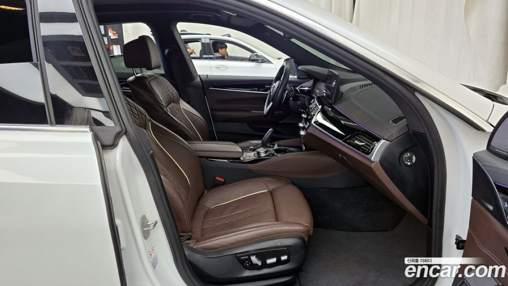 BMW Gran Turismo 640i xDrive M Sport, 2023