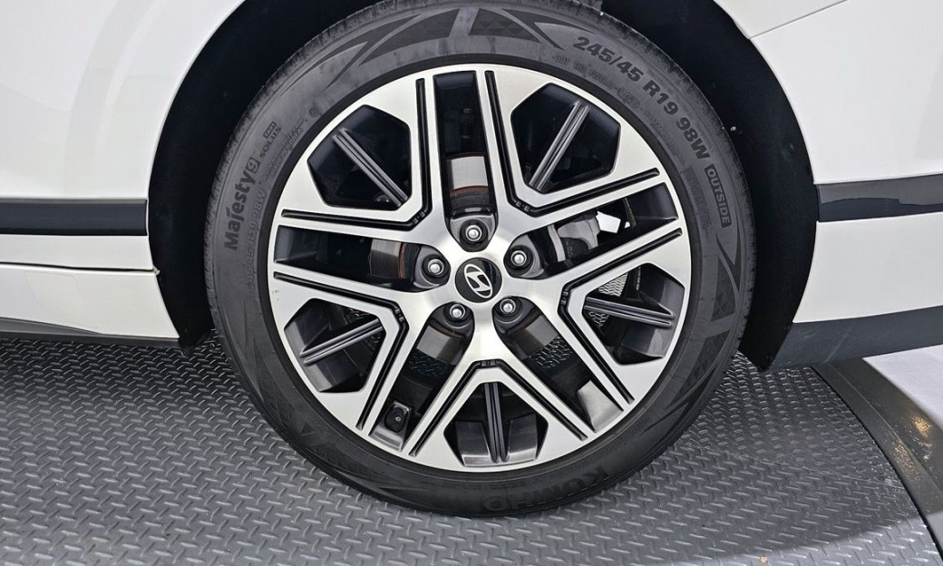 Hyundai Grandeur 2,5 Gasoline 2WD, 2024
