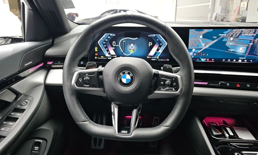 BMW 5-Series 520i M Sport, 2024