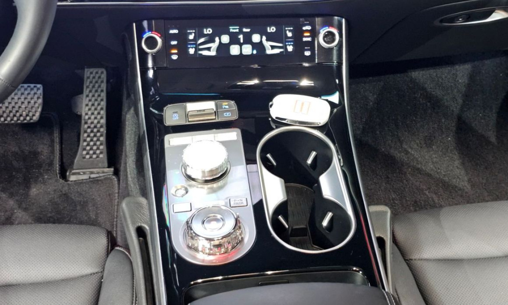 Genesis GV70 2.5T Gasoline AWD, 2025