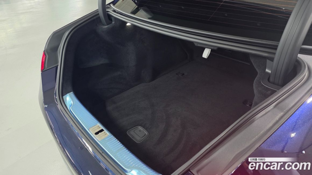 Mercedes-Benz S-Class S450 4MATIC, 2025