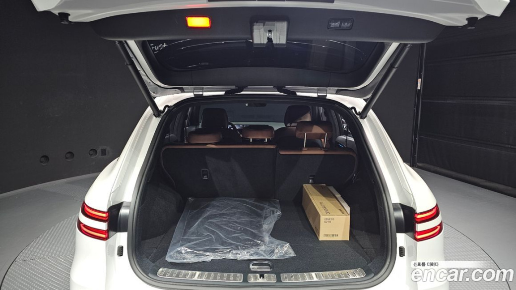 Genesis GV70 2.5T Gasoline 2WD, 2025