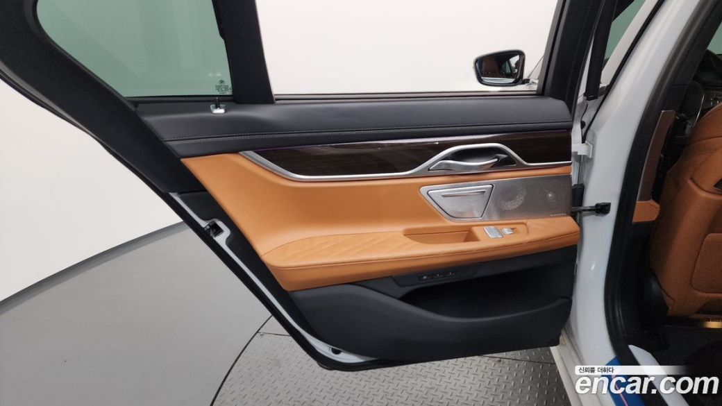 BMW 7-Series 730d xDrive Design Pure Excellence, 2022