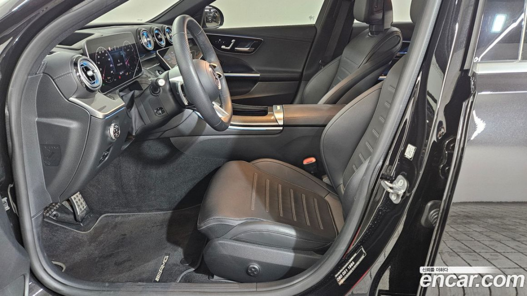 Mercedes-Benz C-Class C300 4MATIC AMG Line, 2023