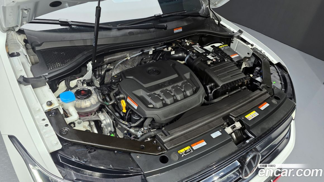 Volkswagen Tiguan 2.0 TSI Prestige, 2023