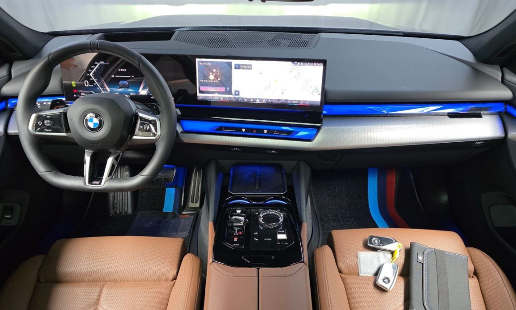 BMW 5-Series 530i xDrive M Sport, 2025