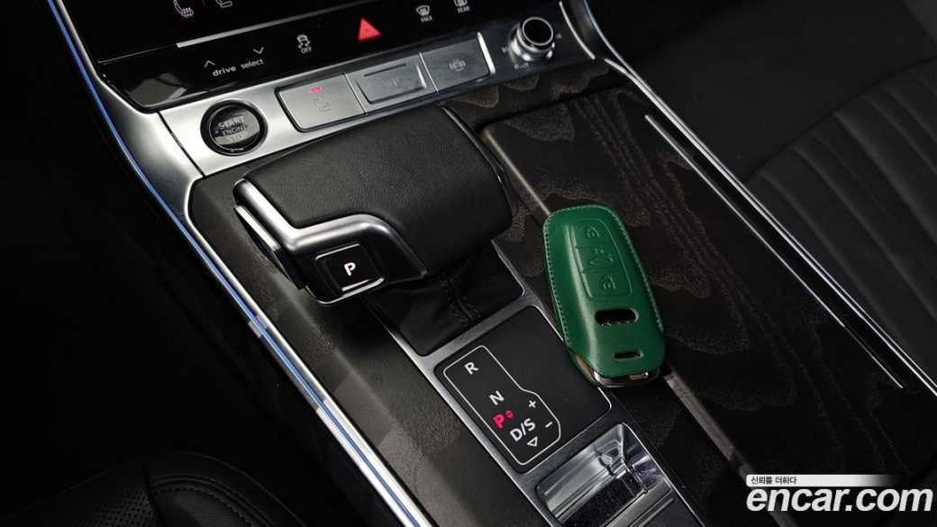 Audi A6 45 TFSI Quattro Premium, 2023
