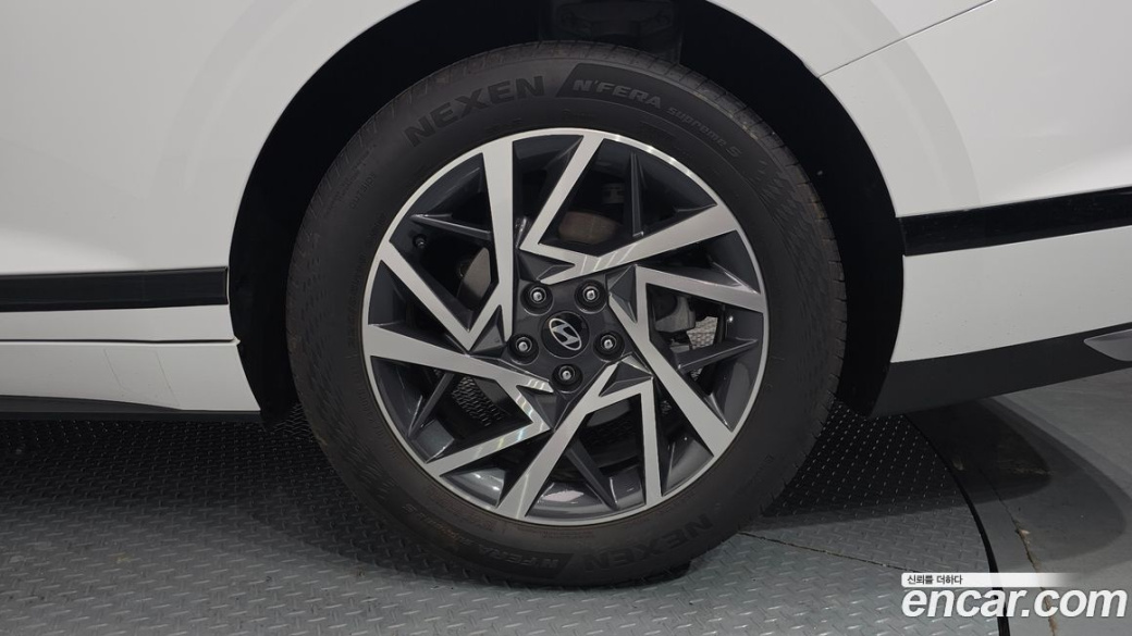 Hyundai Grandeur 2,5 Gasoline 2WD, 2023