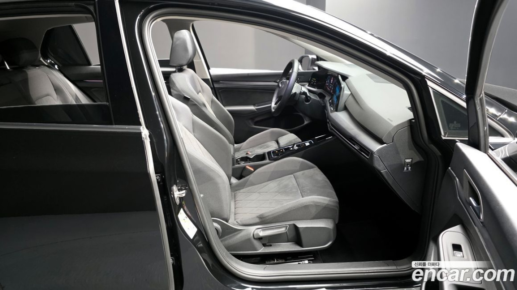 Volkswagen Golf 2.0 TDI Prestige, 2024