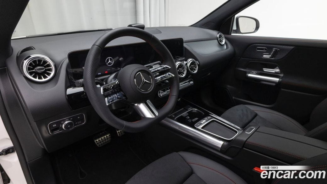Mercedes-Benz GLA-Class GLA250 4MATIC, 2026