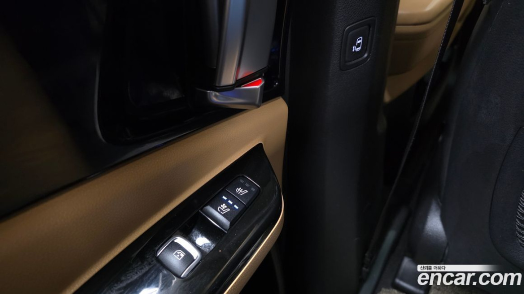 Kia Carnival 9-Seater Signature, 2023