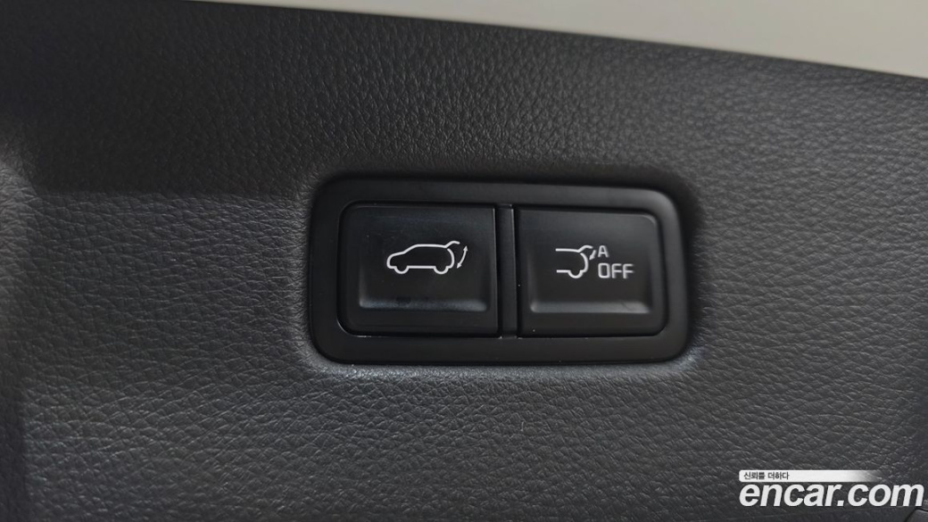 Kia Carnival 9-Seater Noblesse, 2021