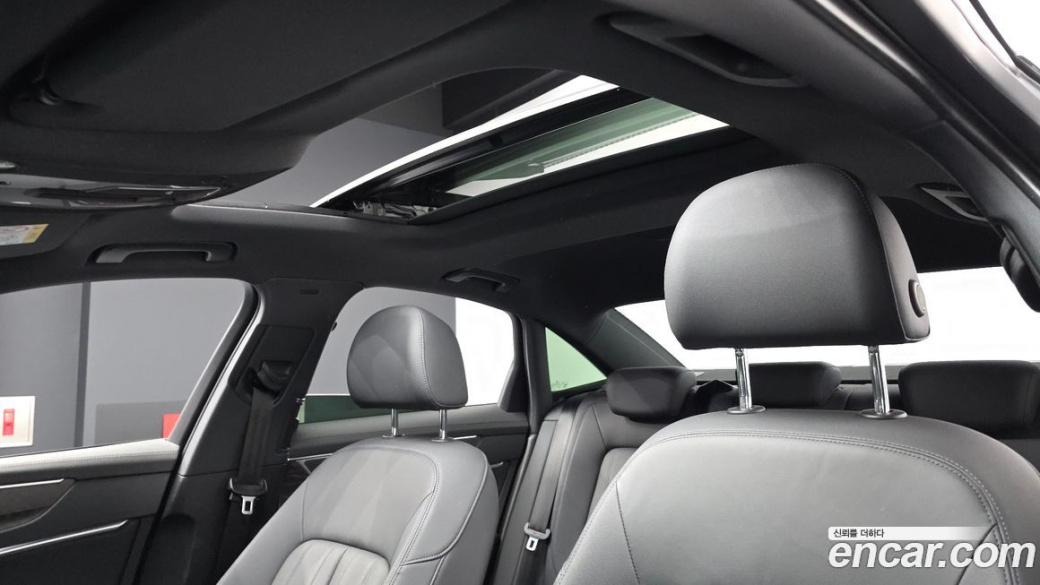 Audi A6 45 TFSI Quattro Premium, 2022