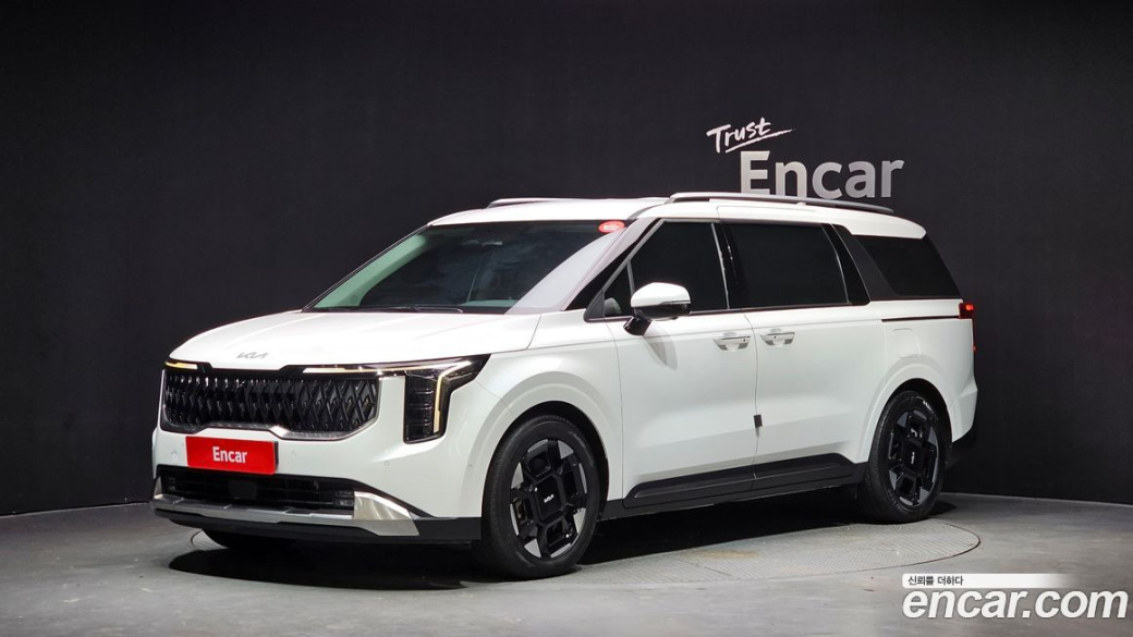 Kia Carnival 9-Seater Noblesse, 2024