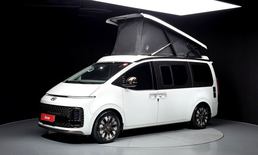 Hyundai Staria 2WD Camping Car, 2024