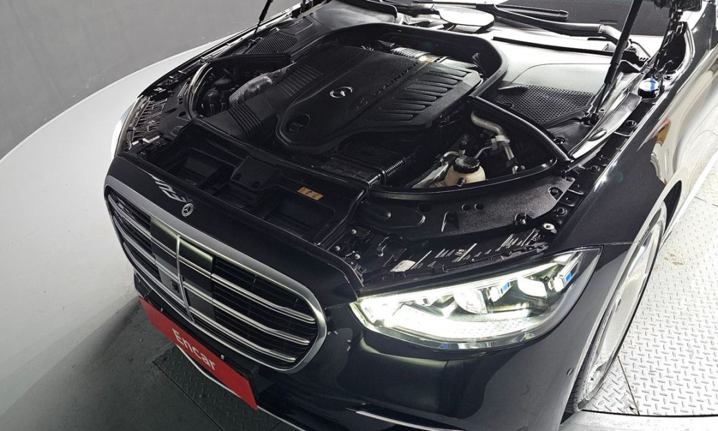 Mercedes-Benz S-Class S500L 4MATIC, 2024