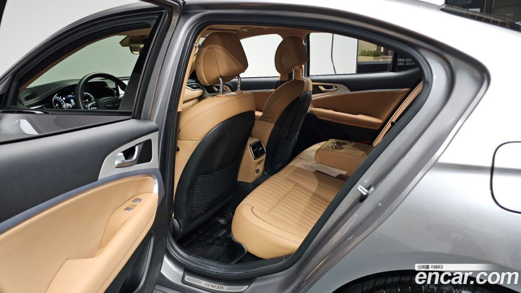Genesis G70 Gasoline 2.5T 2WD, 2024