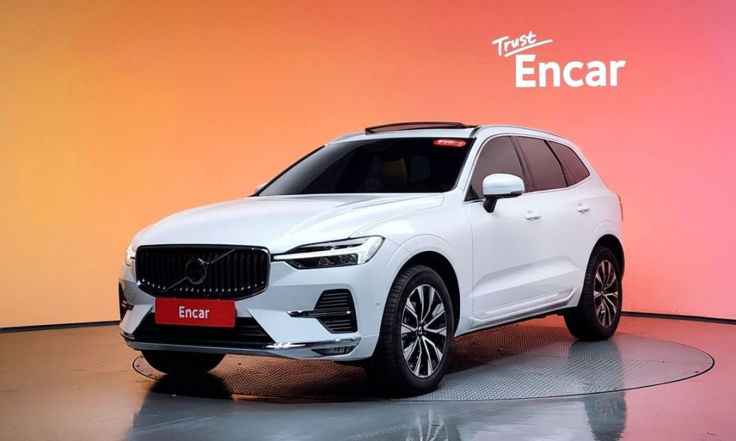 Volvo XC60 B5 Ultimate Bright, 2024