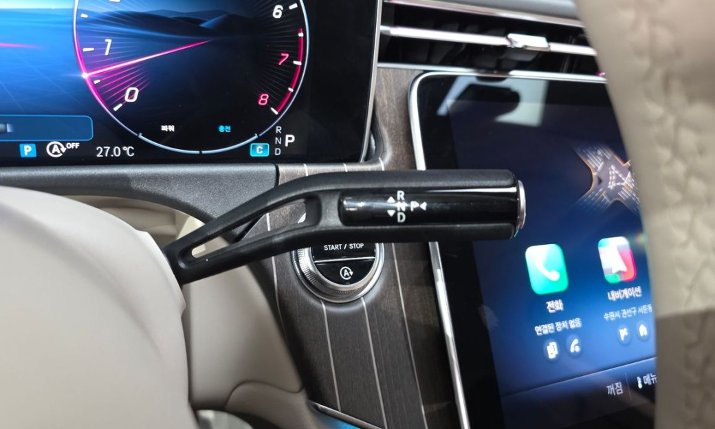 Mercedes-Benz E-Class E300 4MATIC Exclusive, 2024