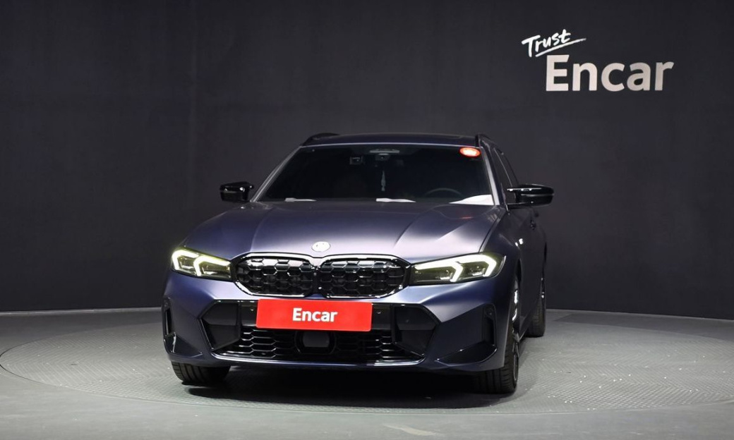 BMW 3-Series M340i xDrive Touring Pro FIrst Edition, 2023