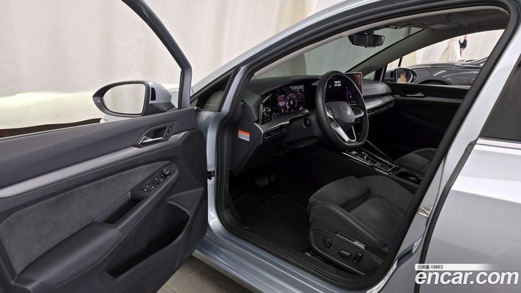 Volkswagen Golf 2.0 TDI Prestige, 2025