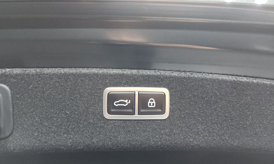 Genesis G80 Gasoline 2.5 Turbo AWD, 2024