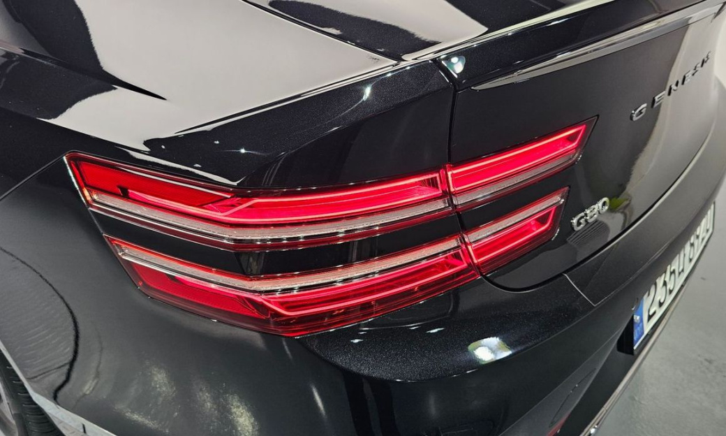Genesis G80 Gasoline 2.5 Turbo 2WD, 2025
