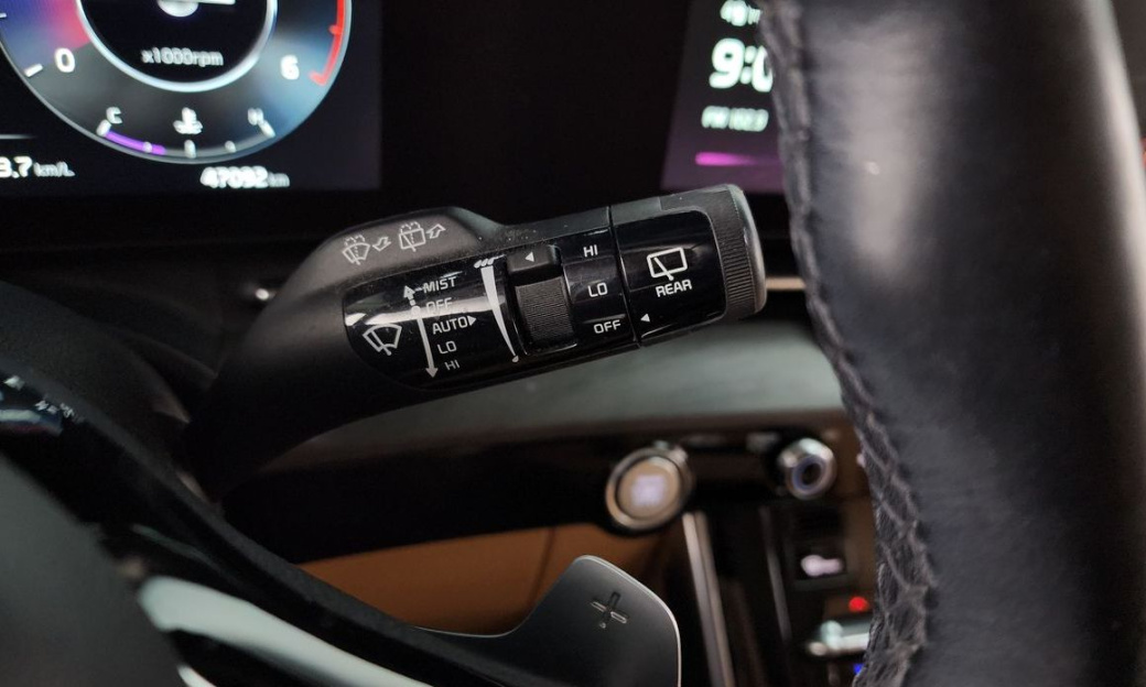 Kia Carnival 9-Seater Signature, 2022