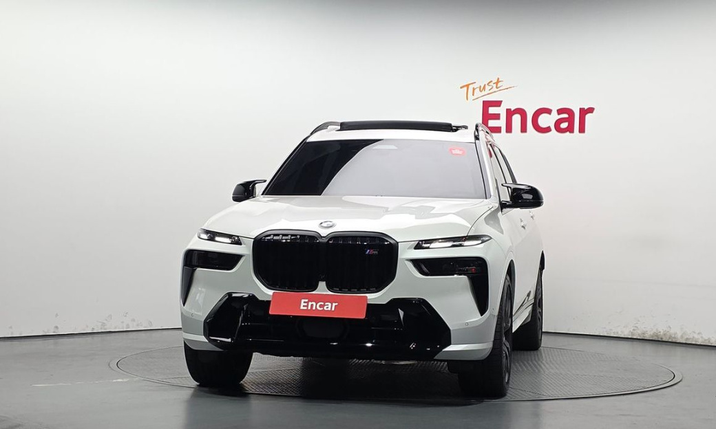 BMW X7 M60i xDrive M sport 6STR, 2025