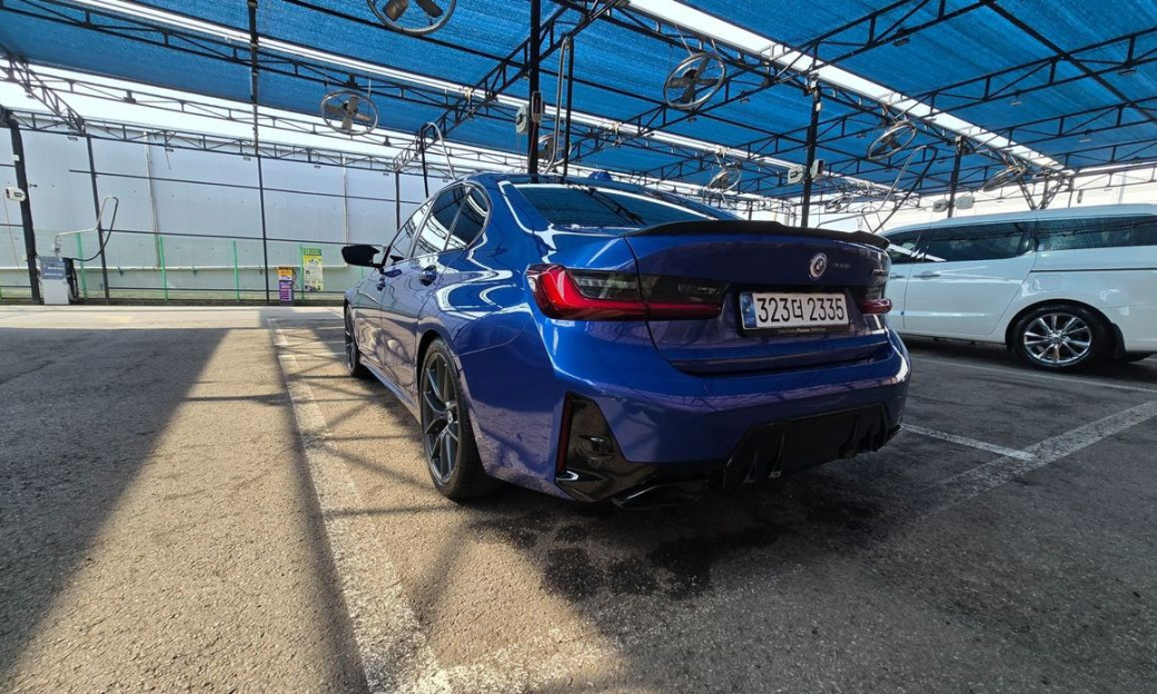 BMW 3-Series M340i Pro, 2025
