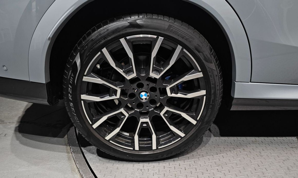 BMW X6 xDrive40i M Sport, 2025