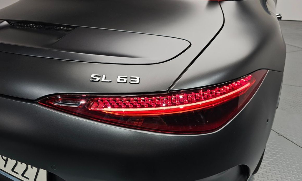 Mercedes-Benz SL-Class AMG SL63 4MATIC+, 2024