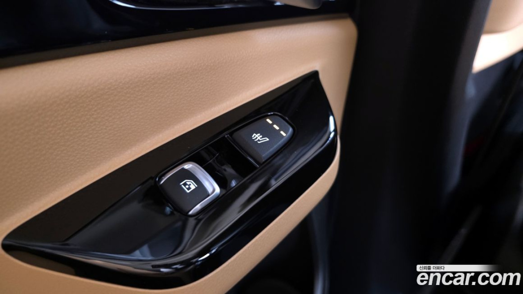 Kia Carnival 9-Seater Signature, 2023