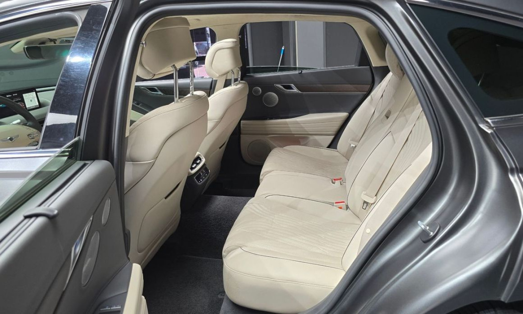 Genesis G80 Gasoline 2.5 Turbo AWD, 2022