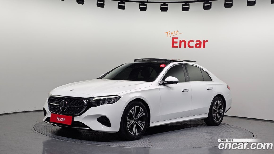 Mercedes-Benz E-Class E200 Avantgarde, 2024