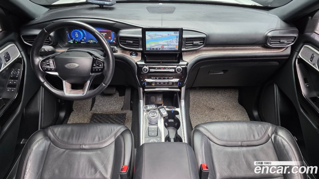 Ford Explorer 3.0 Platinum 4WD, 2022