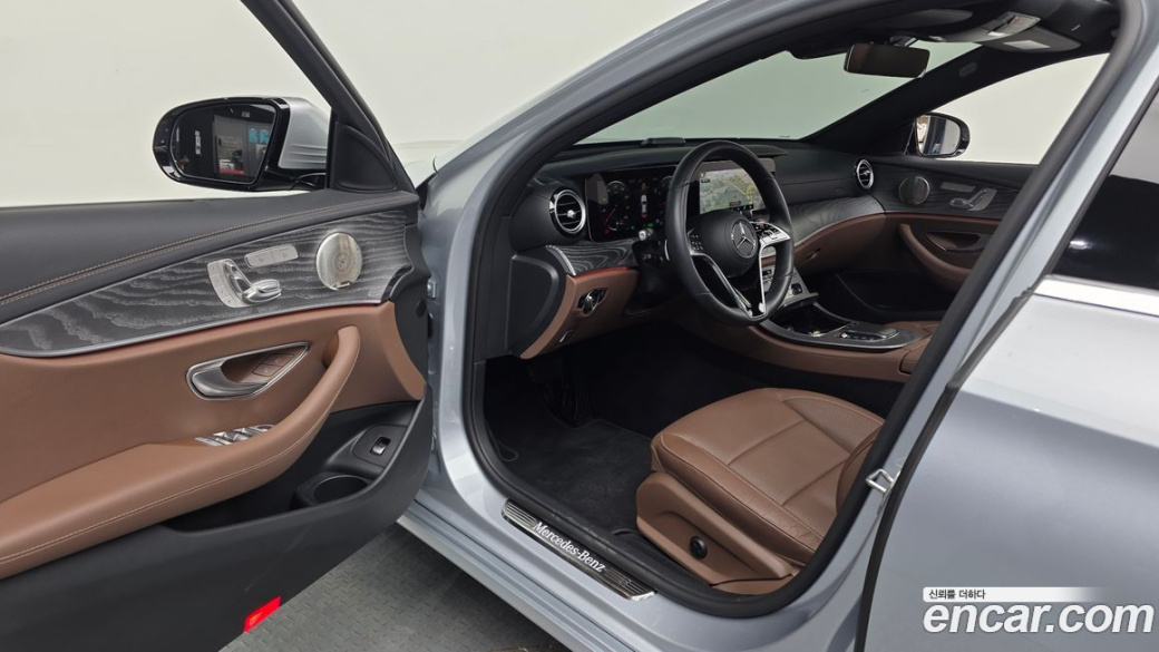 Mercedes-Benz E-Class E350 4MATIC Avantgarde, 2022