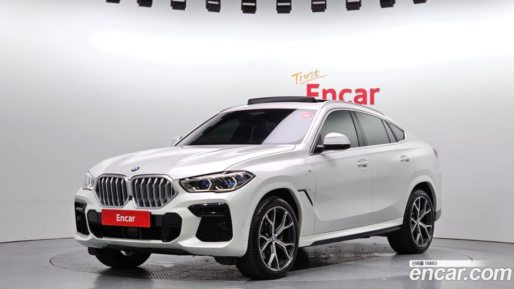 BMW X6 xDrive40i M Sport, 2023