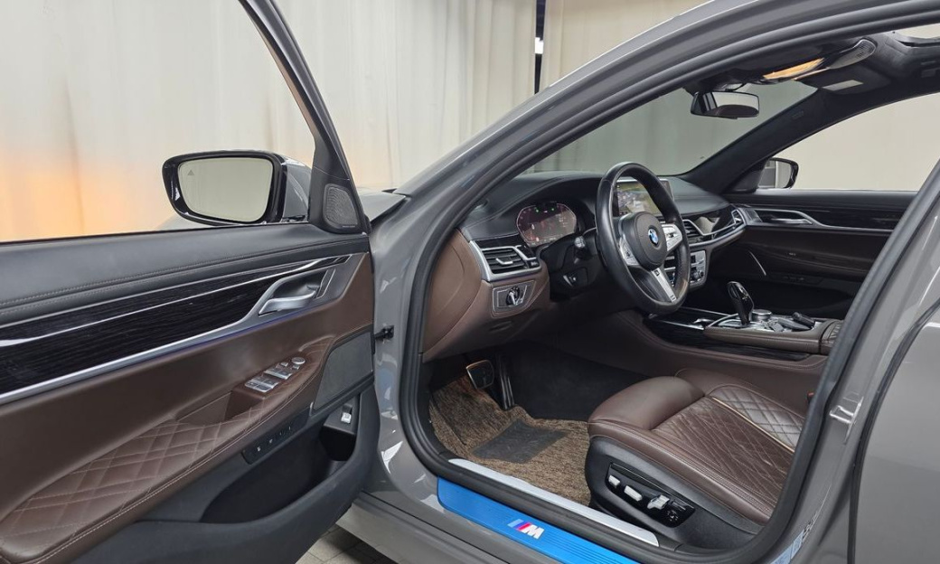 BMW 7-Series 730d xDrive M Sport, 2022